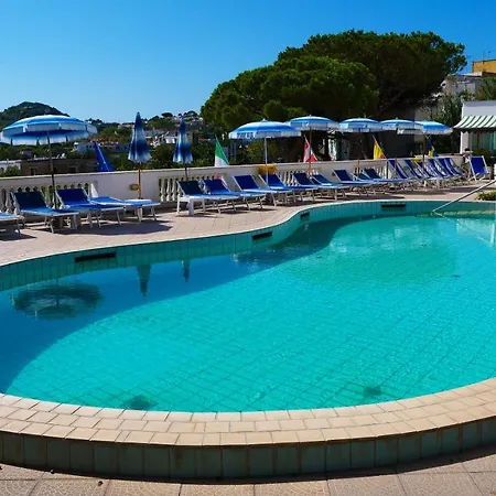 吉内斯特拉酒店 3* Forio di Ischia