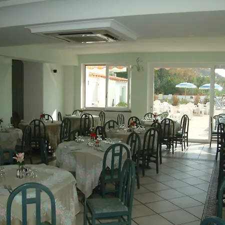 吉内斯特拉酒店 Forio di Ischia