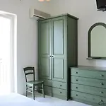 מלון La Ginestra 3*