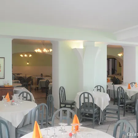 吉内斯特拉酒店 Forio di Ischia