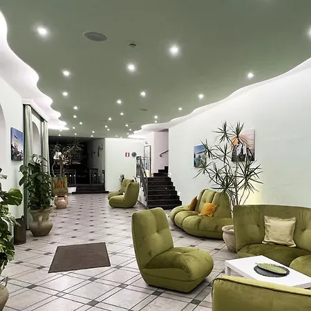 Hotel La Ginestra 3*