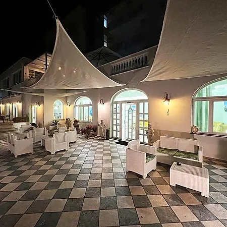 La Ginestra Hotel 3*