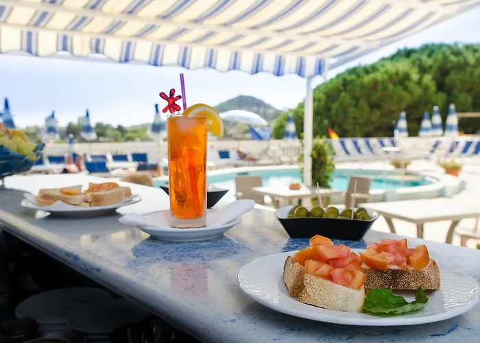 Hotel La Ginestra 3*